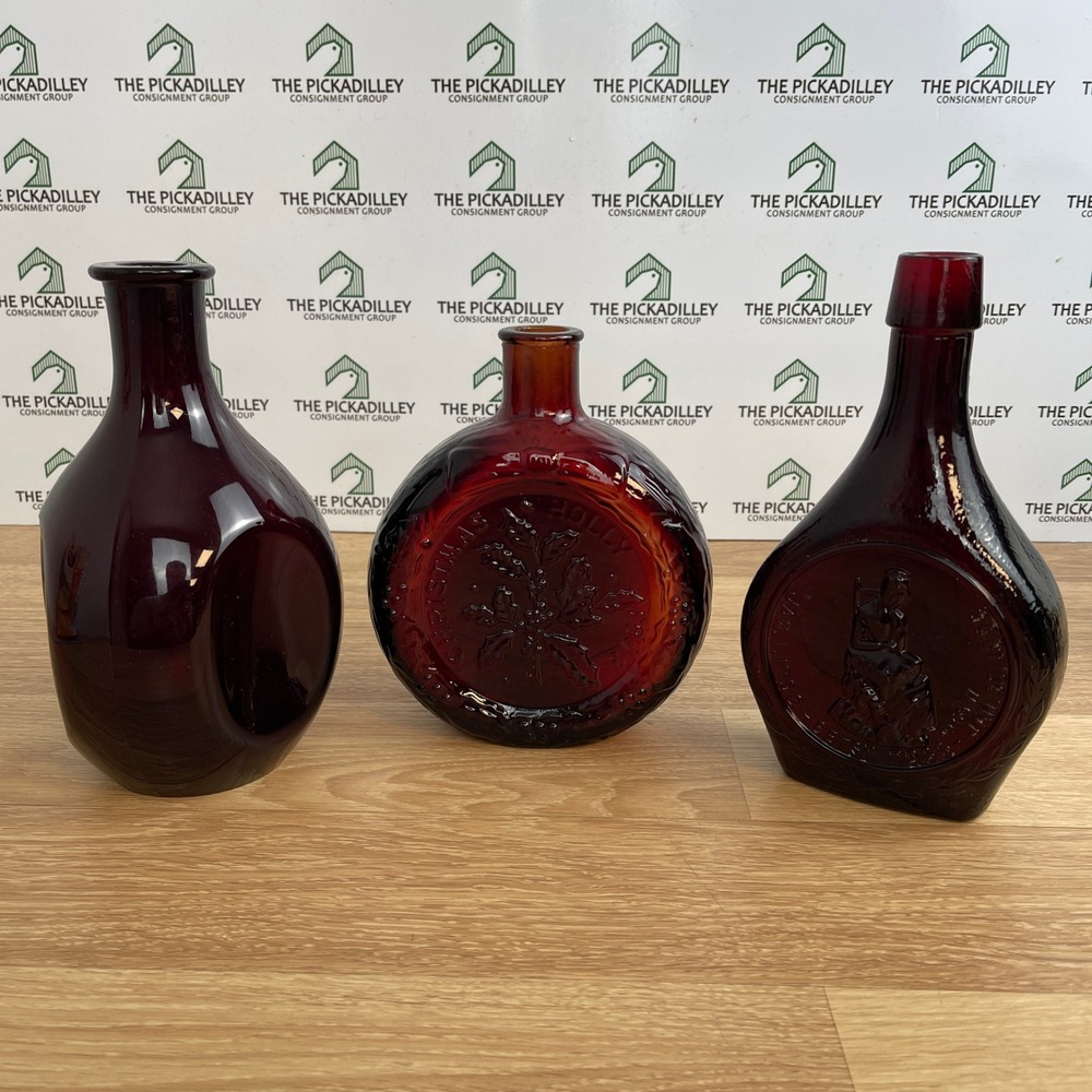 VTG Wheaton NJ Amethyst Glass Bottle Set 3pc Christmas Holly Betsy Ross Flask